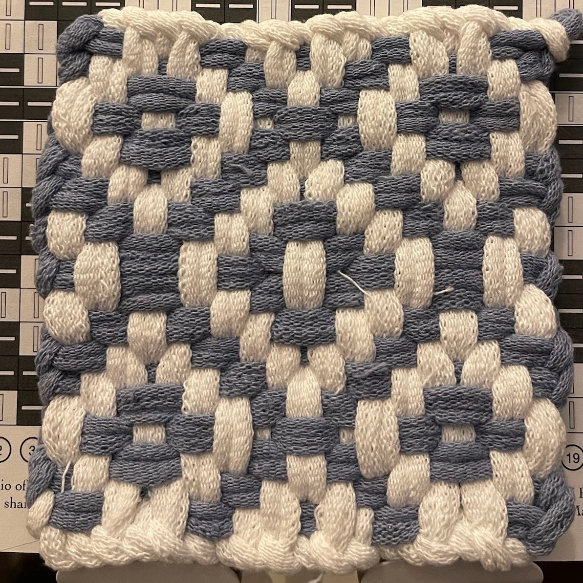 Lozenge Twill Series 1 – Piglet's Potholder Patterns